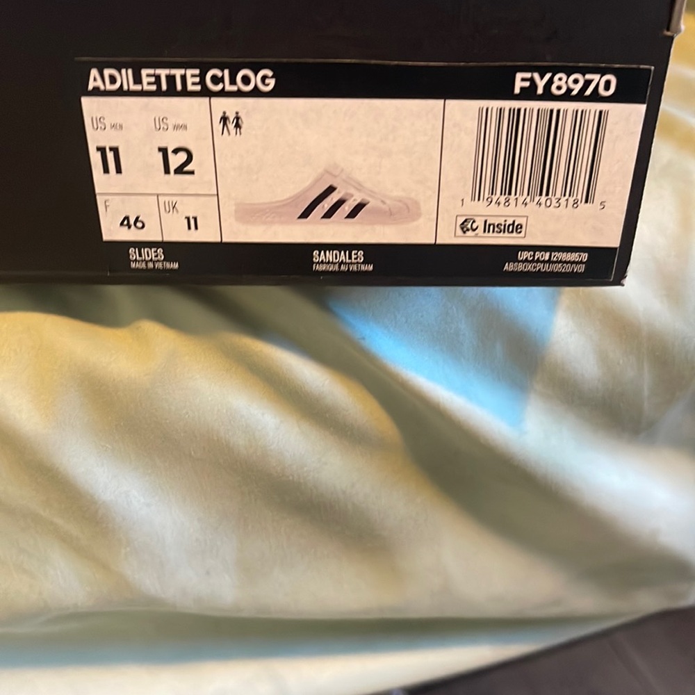 Adilette clog